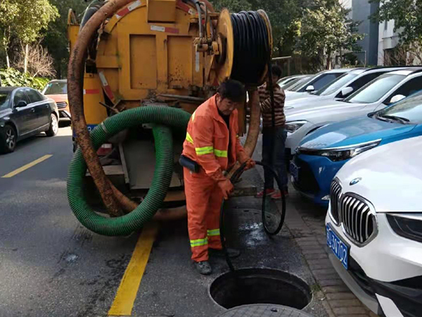 大东排污管道清淤